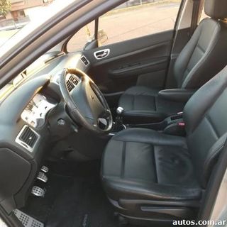 Peugeot 307 Sedán 2.0 premium