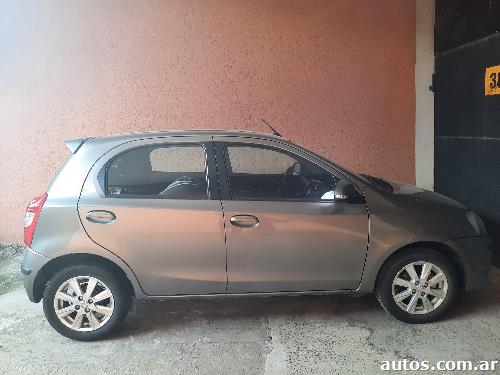 Toyota Etios Hatchback Etios xls automatico