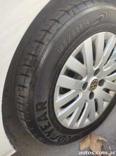 Volkswagen Voyage 1.6 con GNC