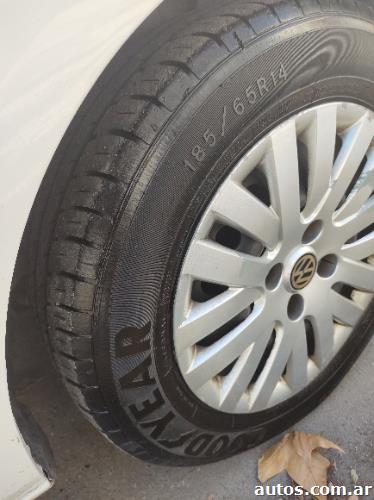 Volkswagen Voyage 1.6 con GNC