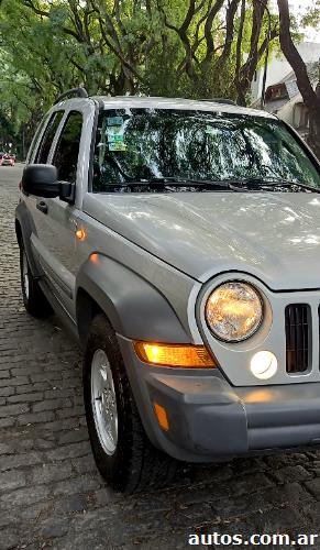 Jeep Cherokee 2.8 CRD