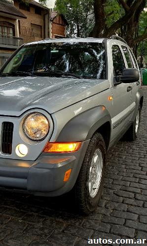 Jeep Cherokee 2.8 CRD