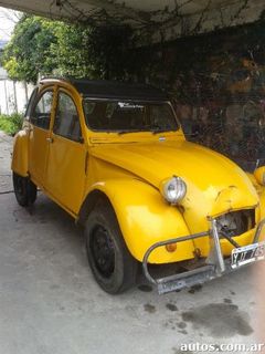 Citroen 3CV AZAM M28