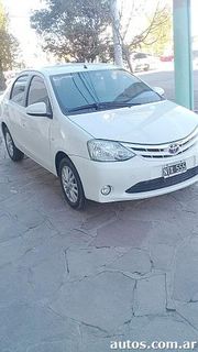 Toyota Etios Sedán 1.5