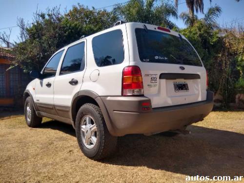 Ford Escape XLS 4x4