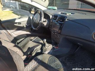 Renault Sandero Stepway Volcom