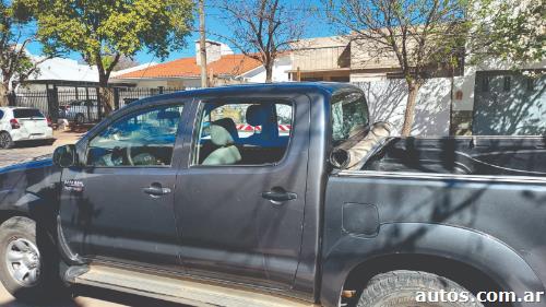 Toyota Hilux SR 4x2 3.00