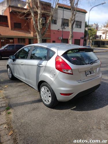 Ford Fiesta 1.6 5 P S