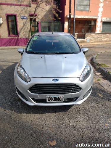 Ford Fiesta 1.6 5 P S