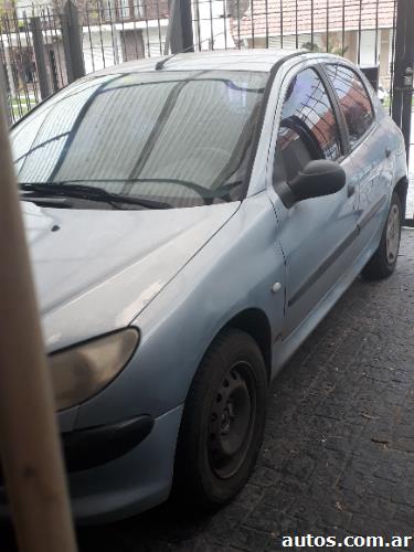 Peugeot 206 1.6 nafta