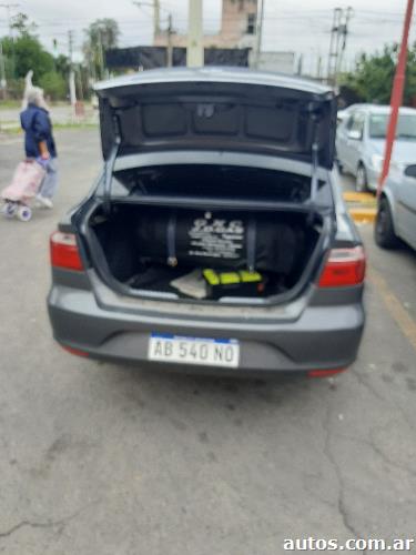 Volkswagen Voyage highline