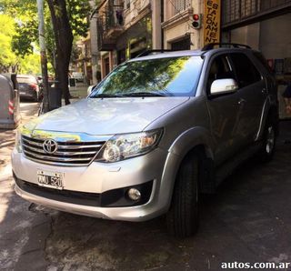 Toyota Hilux Hilux Srv 2.7 Nafta