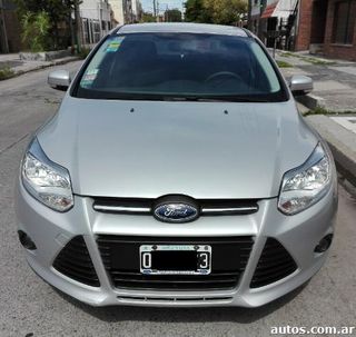 Ford Focus Sedán 1.6 S