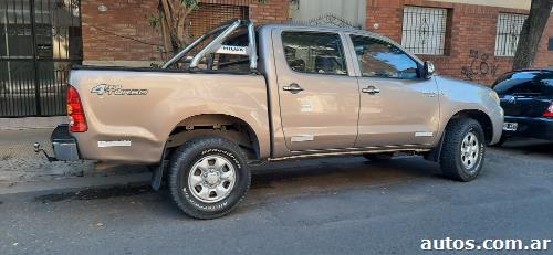 Toyota Hilux 4x4 2.5 DC TD