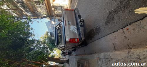 Toyota Hilux 4x4 2.5 DC TD