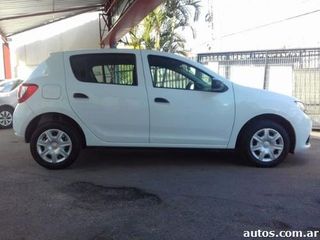 Renault Sandero Nafta