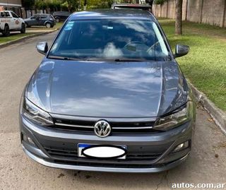 Volkswagen Sedan highline AT