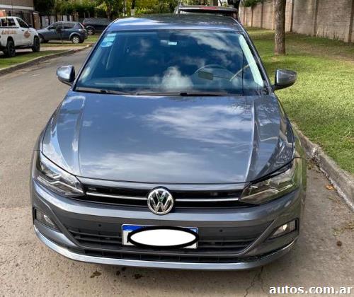 Volkswagen Sedan highline AT