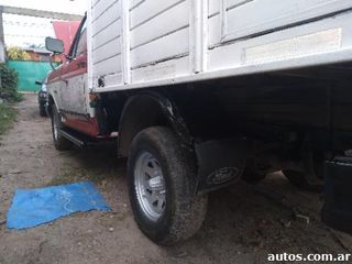 Ford F-100 3,6 xl