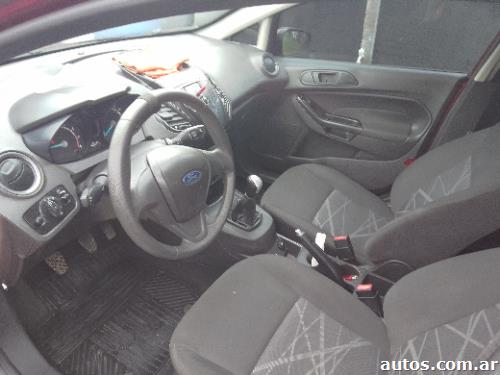 Ford Fiesta Kinetic Sedán Kd kinectic