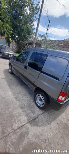 Peugeot Partner confort 1.6 5 plazas