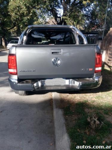 Volkswagen Amarok dc v6 3.0L 4x4 AT