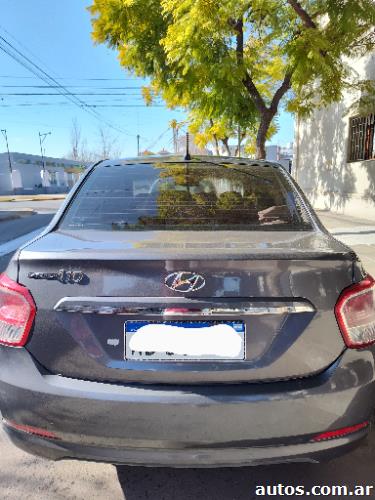 Hyundai Grand i10 1.2 AT