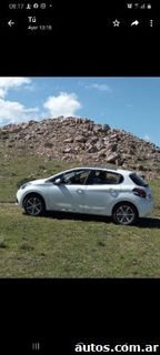 Peugeot 208 1.6 nafta