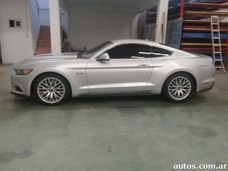 Ford Mustang GT V8