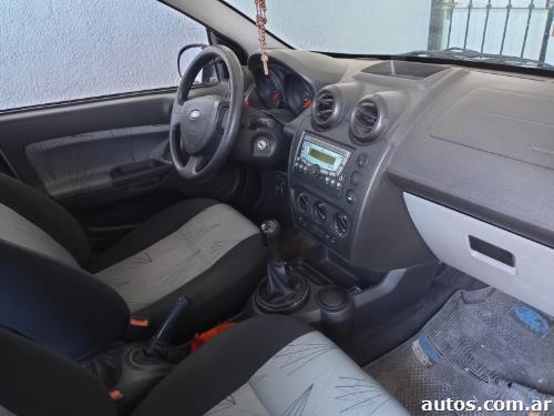 Ford Fiesta 1.6 Ambiente Plus