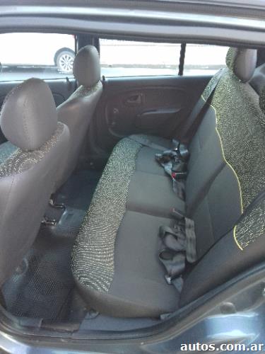 Renault Clio Mío 1.2