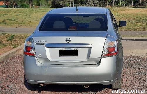 Nissan Sentra Acenta MT