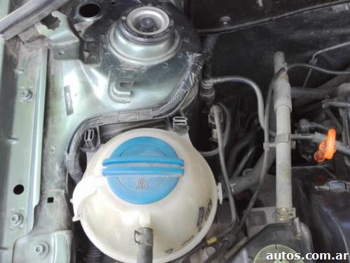 Volkswagen Voyage 1.6 Nafta