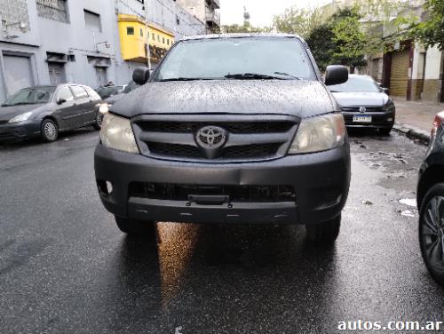 Toyota Hilux CABINA SIMPLE 4X2