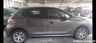 Peugeot 208 Allure Nav. Triptron