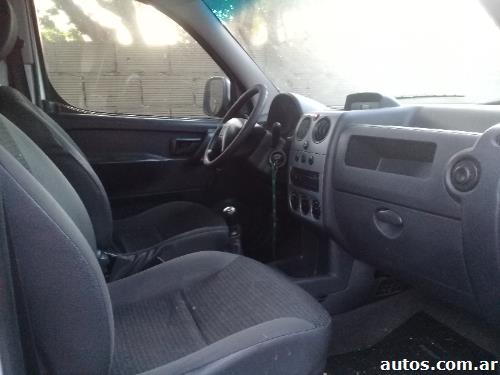 Peugeot Partner Furgon 1.4 Nafta GNC