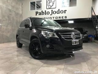 Volkswagen Tiguan 2.0T SI 211 HP AT DS