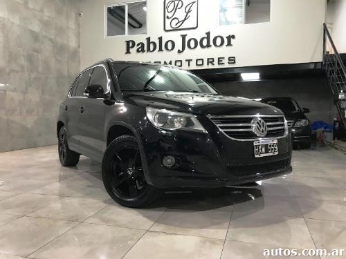 Volkswagen Tiguan 2.0T SI 211 HP AT DS
