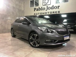 KIA Cerato EX 1.6 AT
