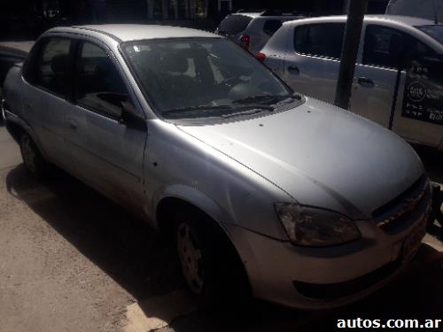 Chevrolet Classic 1.4 aire y direccion