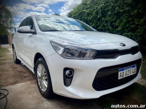 KIA Ex 1.6 At