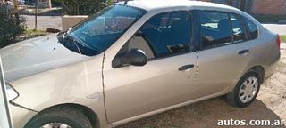 Renault  Symbol 1.6 16v pack