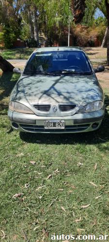 Renault Megane nafta 1.6 8v