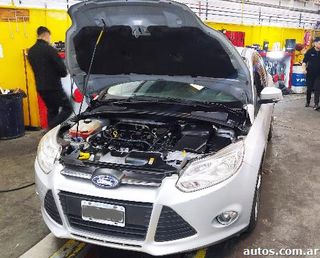 Ford Focus 2.0 SE PLUS AT