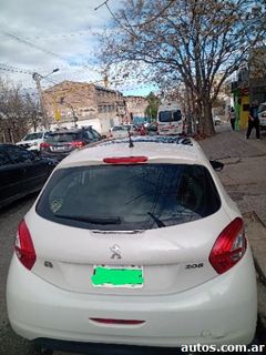 Peugeot 208 Allure 1.6 5 puertas