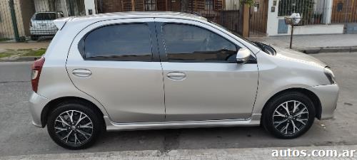 Toyota Etios Hatchback ETIOS 1.5 5 PTAS XLS