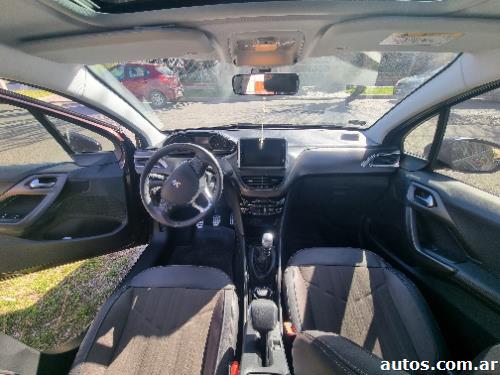 Peugeot 2008 SPORT 1.6 Thp