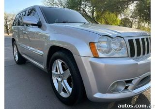 Jeep Grand Cherokee SRT-8 4x4