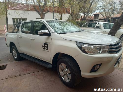 Toyota Hilux 4x4