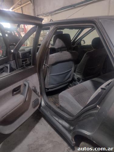Renault rti 4 puertas